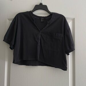 Forever 21 T-shirt
